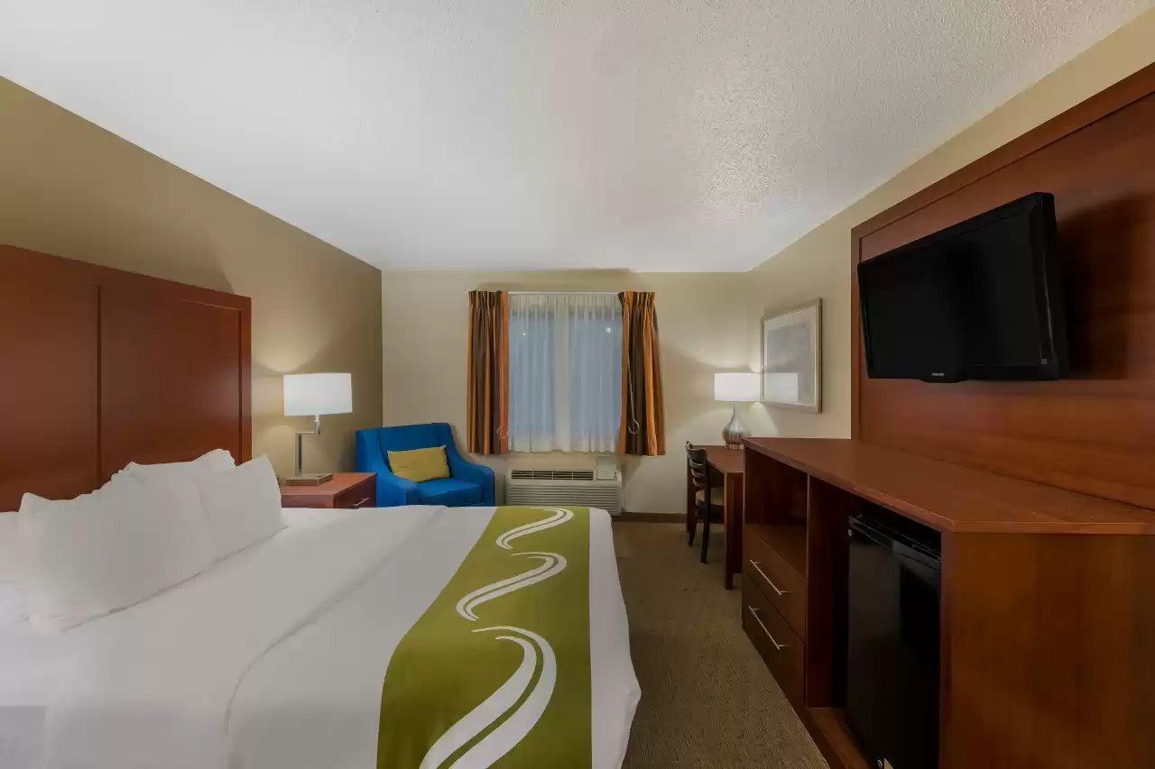 מריסוויל Quality Inn מראה חיצוני תמונה